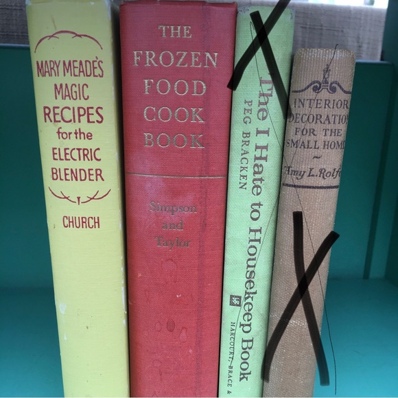 ⚠️ 1948 Frozen Food Cookbook & 1952 Magic Recipes Electric Blender •Price Final - Picture 3 of 16